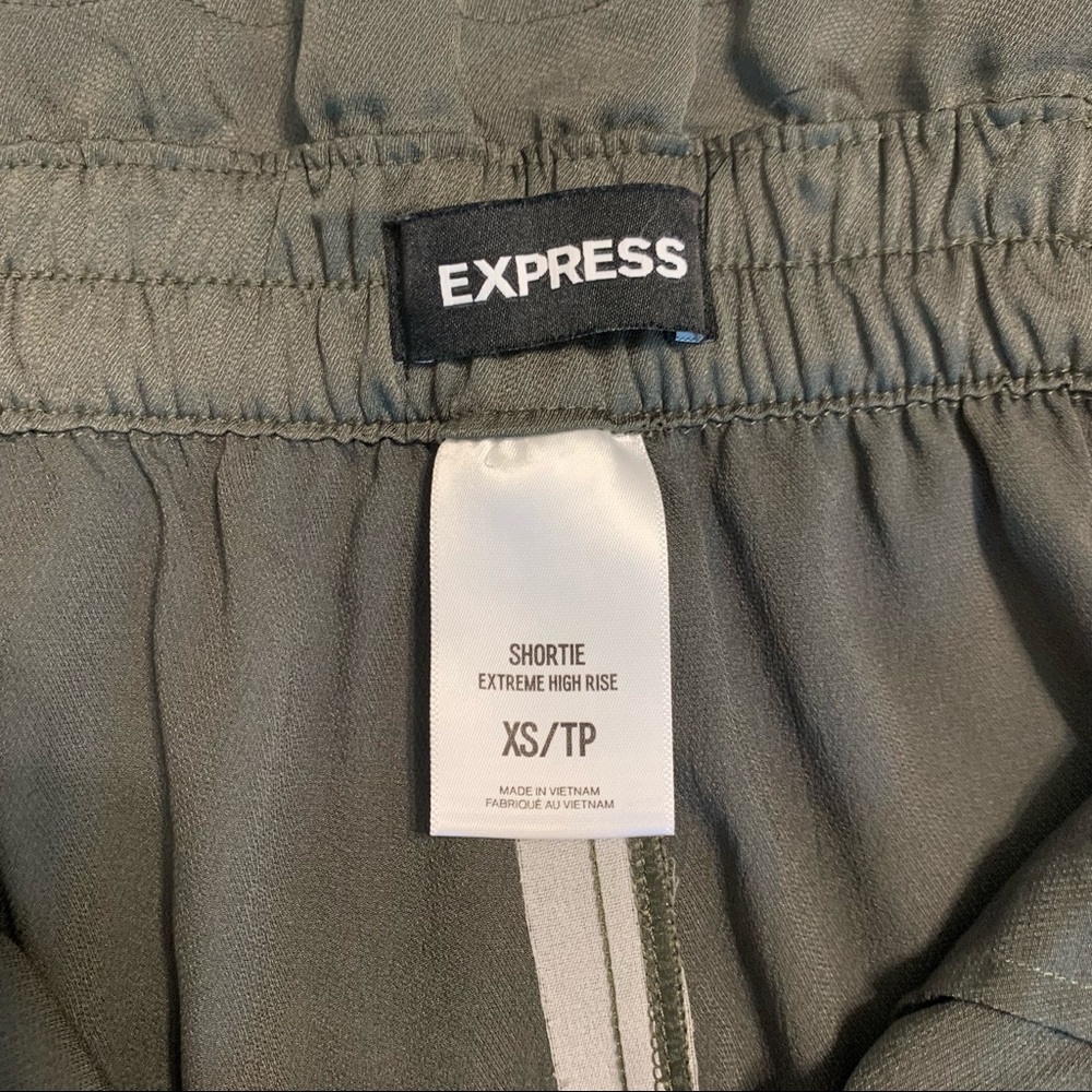 Express Extreme High Rise Green Belted Tie Bow Waistband Button Closure Size XS - Picture 6 of 16